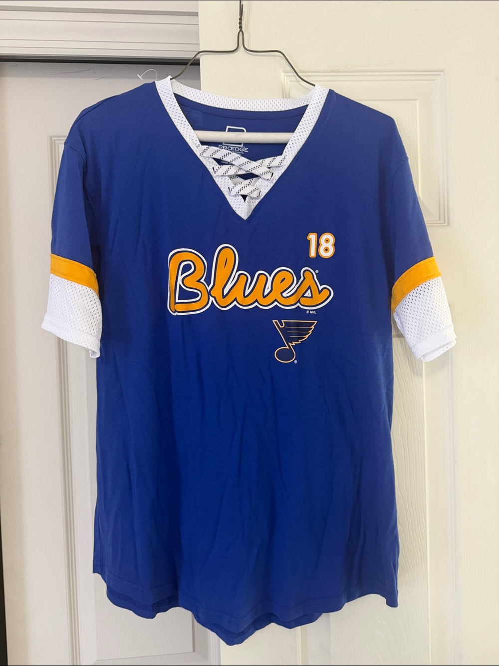 St. Louis Blues Hockey Shirt - Youth Large - Thomas